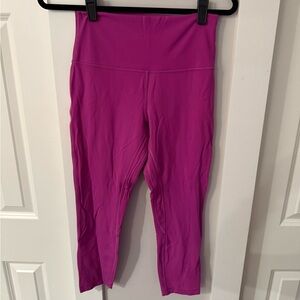 Lululemon size 8 leggings